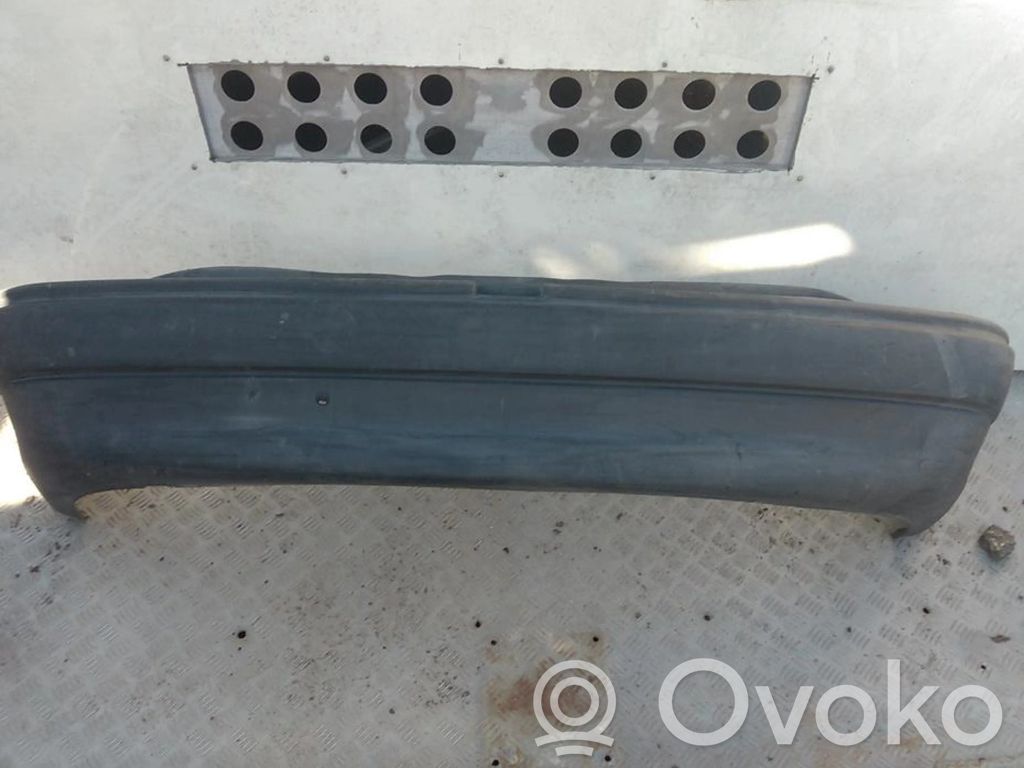 Opel Astra F Parachoques 