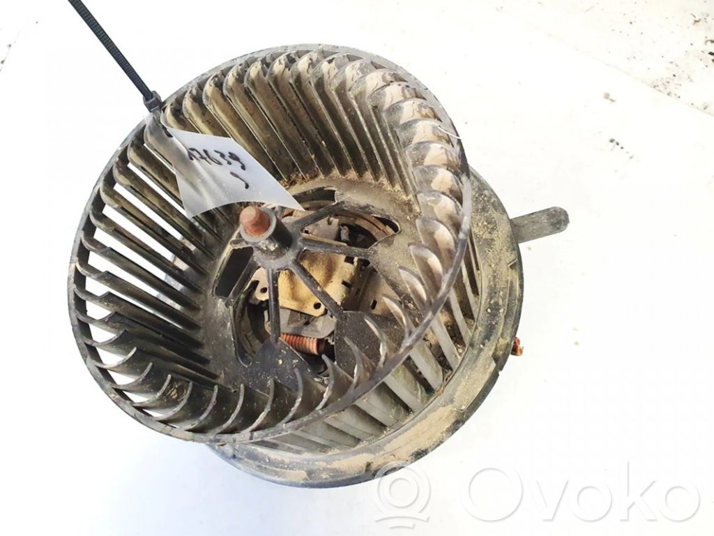 Volkswagen Golf V Wentylator nawiewu / Dmuchawa