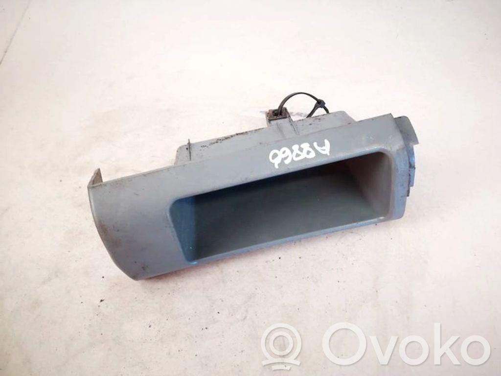 Iveco Daily 30.8 - 9 Altra parte interiore 