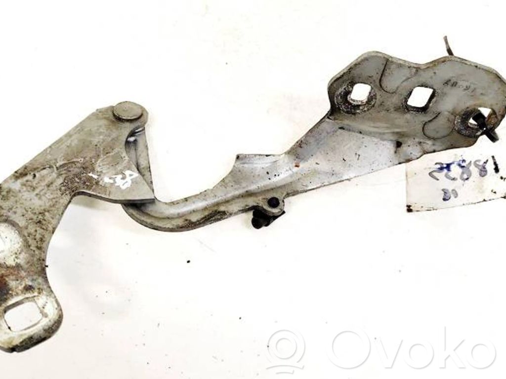Ford Mondeo MK IV Konepellin saranat