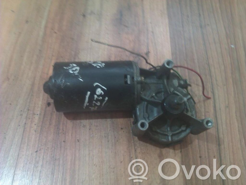 Ford Fiesta Pyyhkimen moottori 
