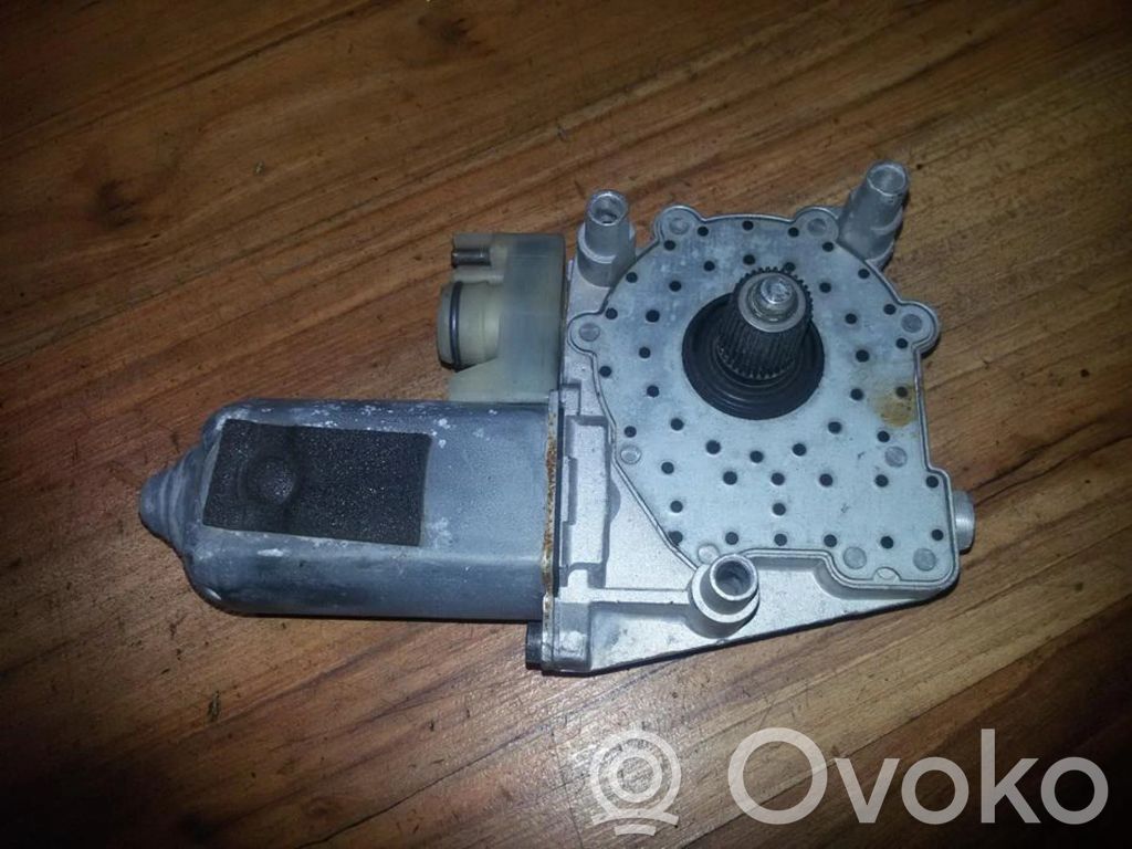 Mercedes-Benz S W140 Moteur de lève-vitre de porte avant