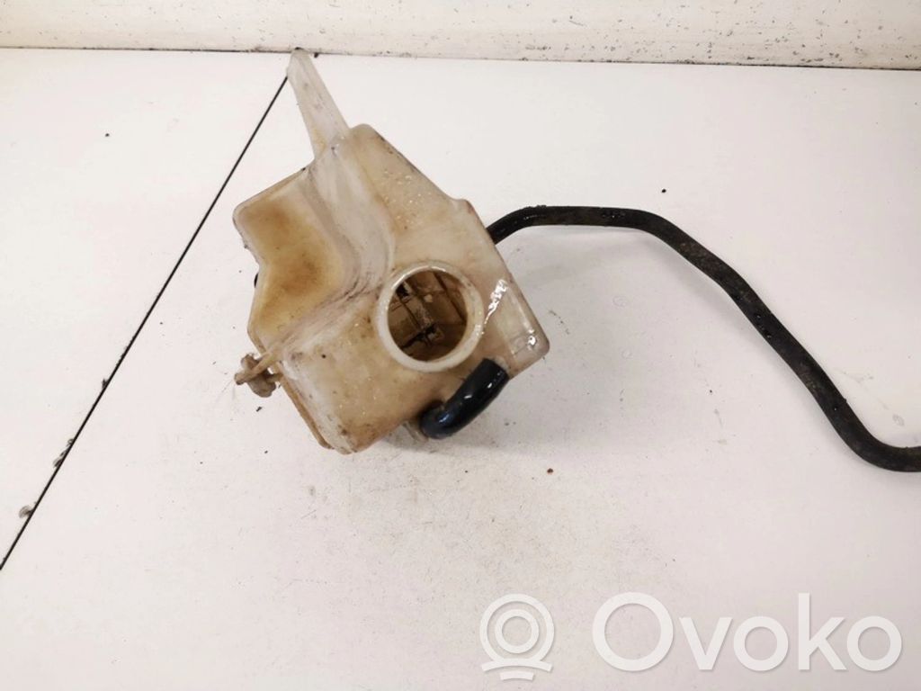 Mazda 323 F Depósito del refrigerante