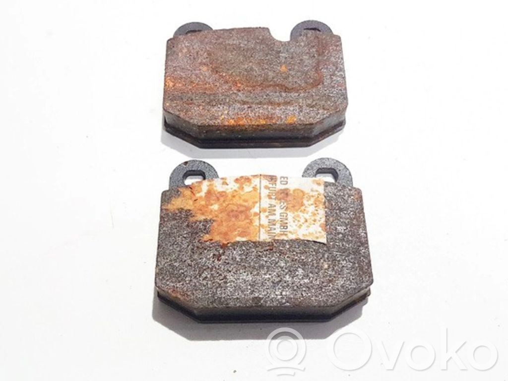 BMW 3 E21 Brake pads (front) 