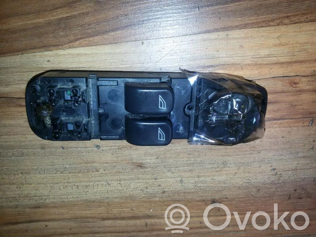 Jaguar X-Type Electric window control switch 