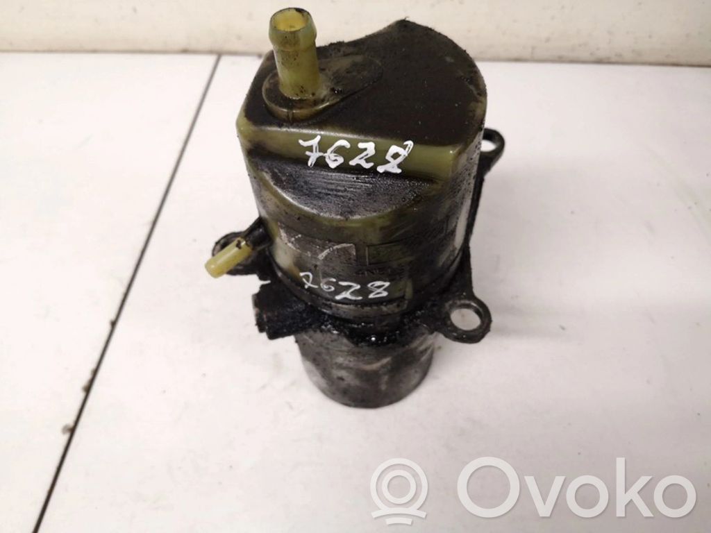 Ohjaustehostimen pumppu   4N513K514DJ,4N513K514DJ