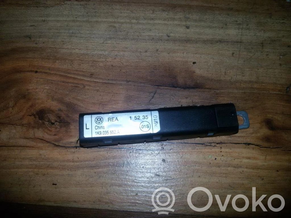 Volkswagen Golf V Unitate control antenă 