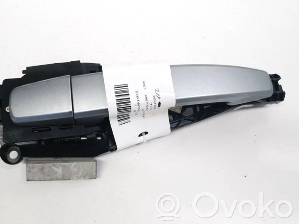 Opel Astra J Maniglia esterna per portiera anteriore 