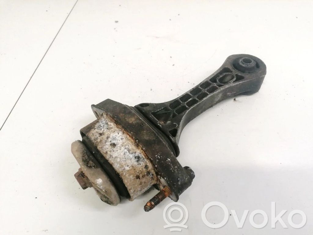 Soporte de montaje del motor