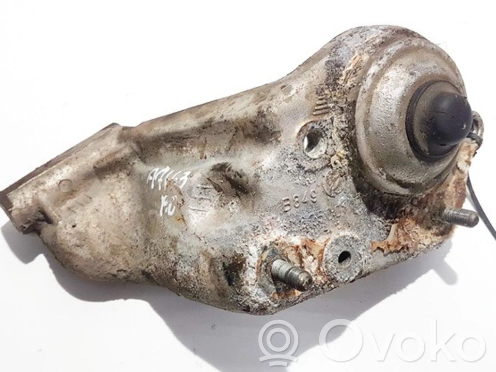 Alfa Romeo 156 Engine mounting bracket 