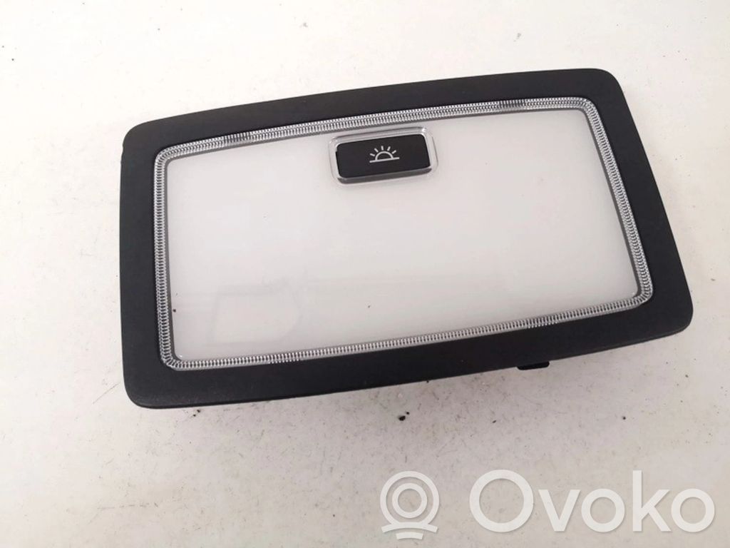 Lexus NX Lampka podsufitki tylna 