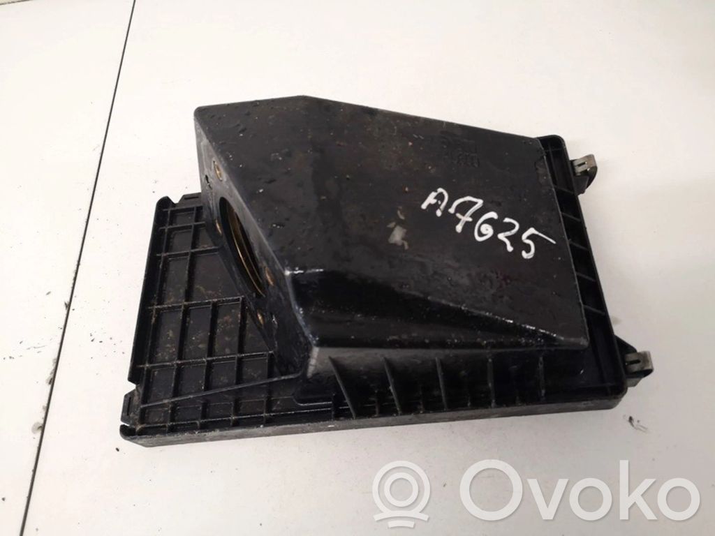 Nissan Almera Tino Obudowa filtra powietrza