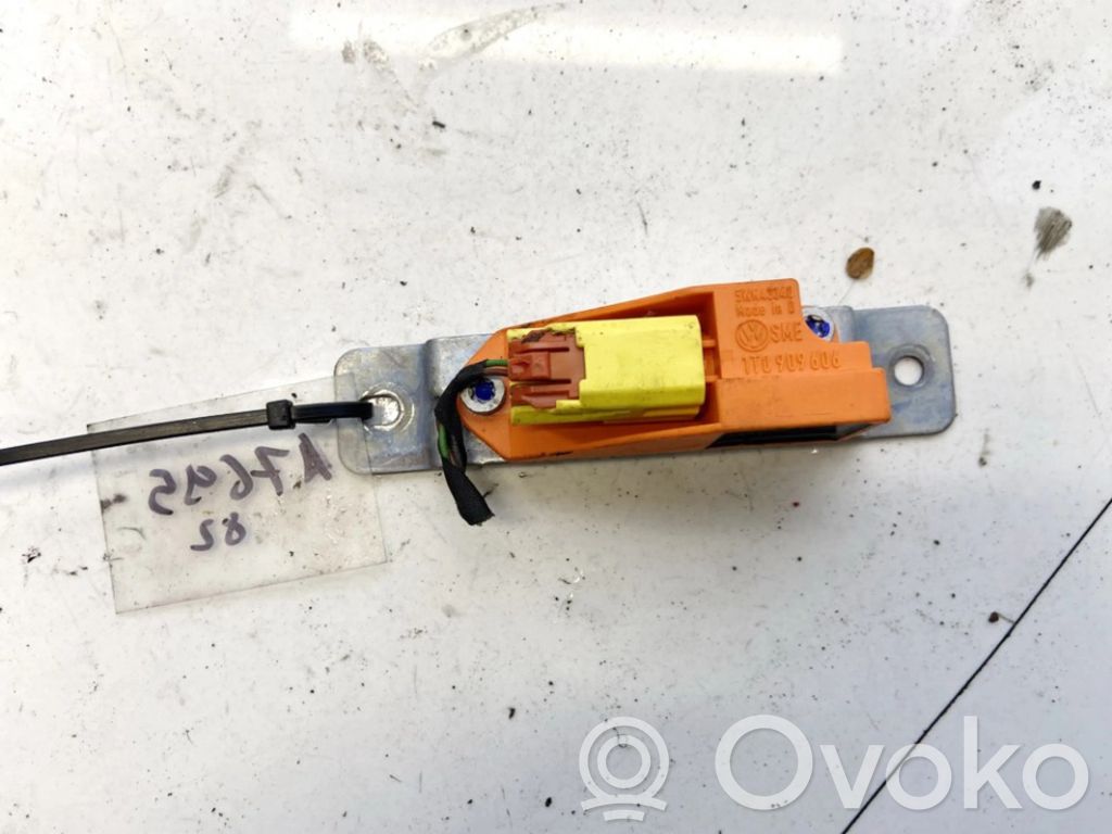 Czujnik uderzenia Airbag   1T0909606,02326R2XWZAN,02326R2XWZAN,1T0909606