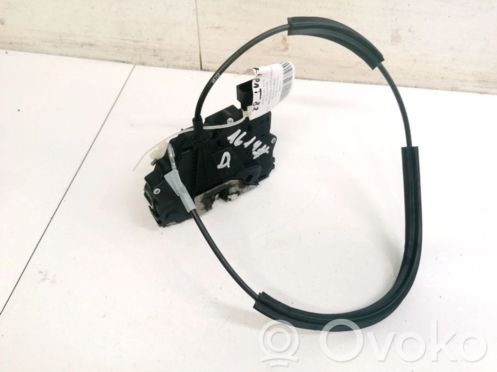 Opel Corsa D Serratura portiera anteriore
