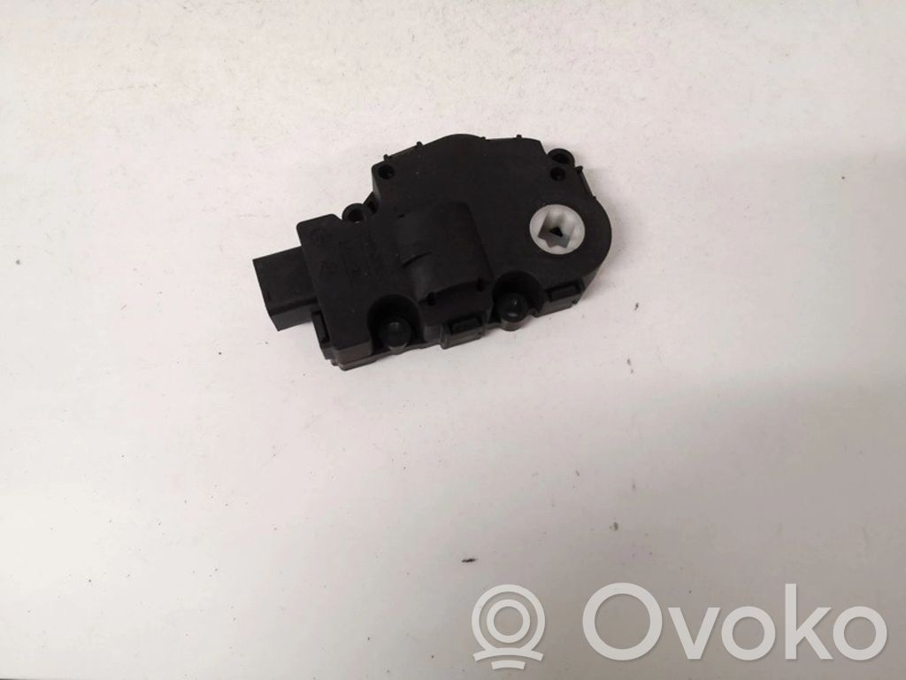 BMW 1 F20 F21 Motor/actuator clapetă aer 