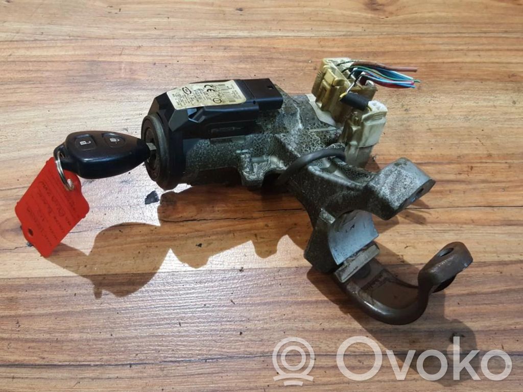 Toyota iQ Užvedimo spynelė 