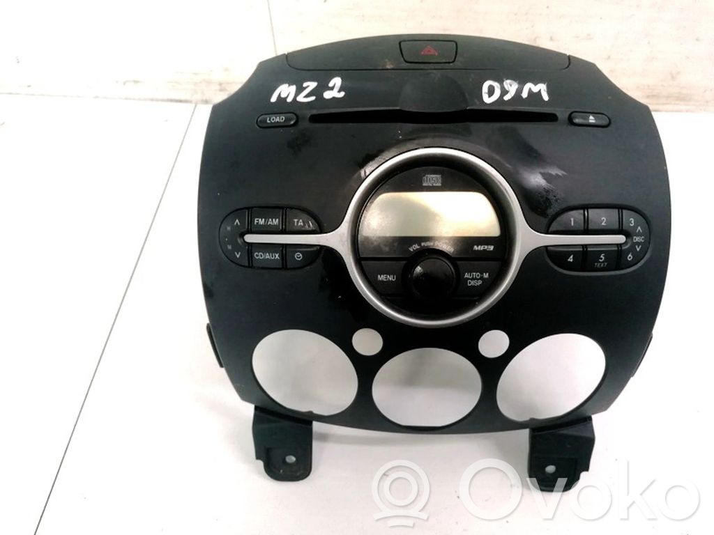 Mazda 2 Panel / Radioodtwarzacz CD/DVD/GPS 