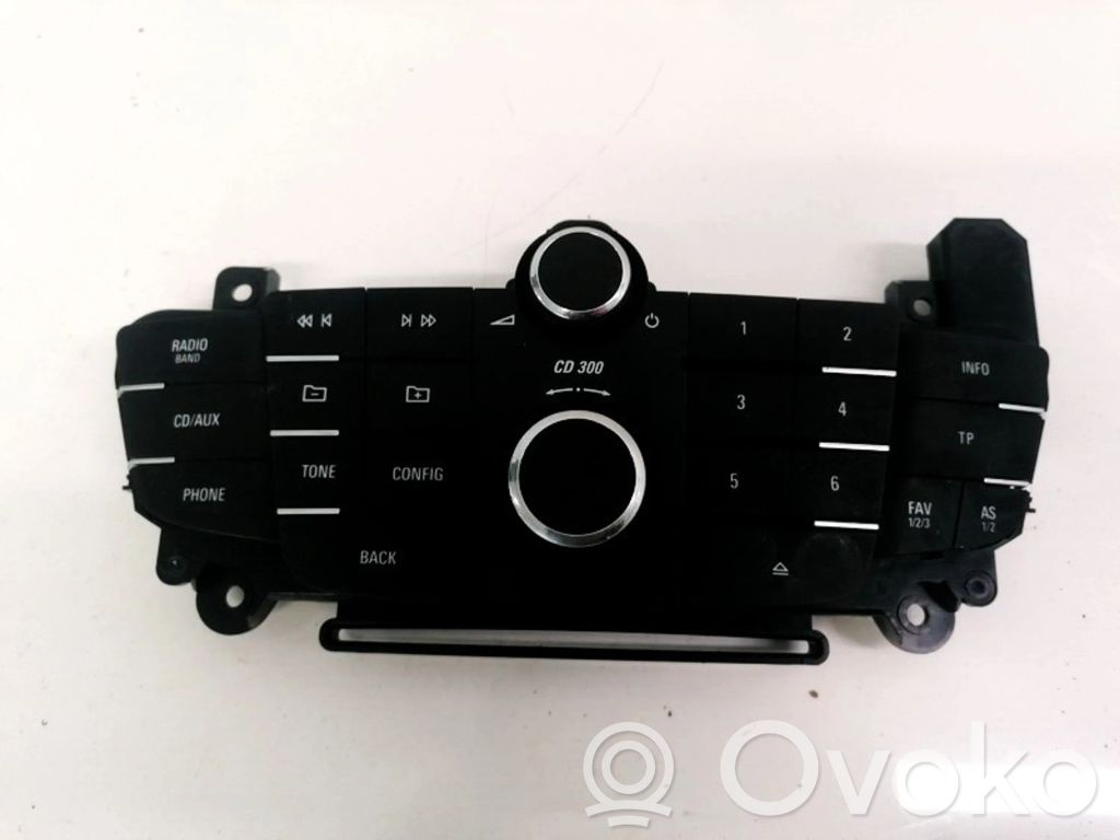 Panel / Radioodtwarzacz CD/DVD/GPS   13273095,13273252,13273095,13273252