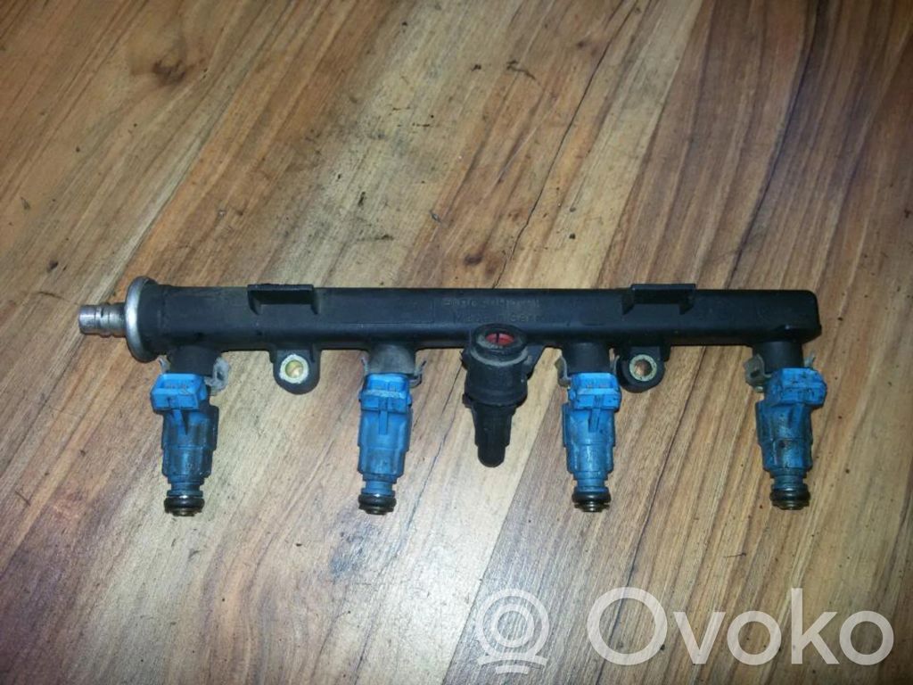 Fiat Punto (188) Rampă alimentare injectoare