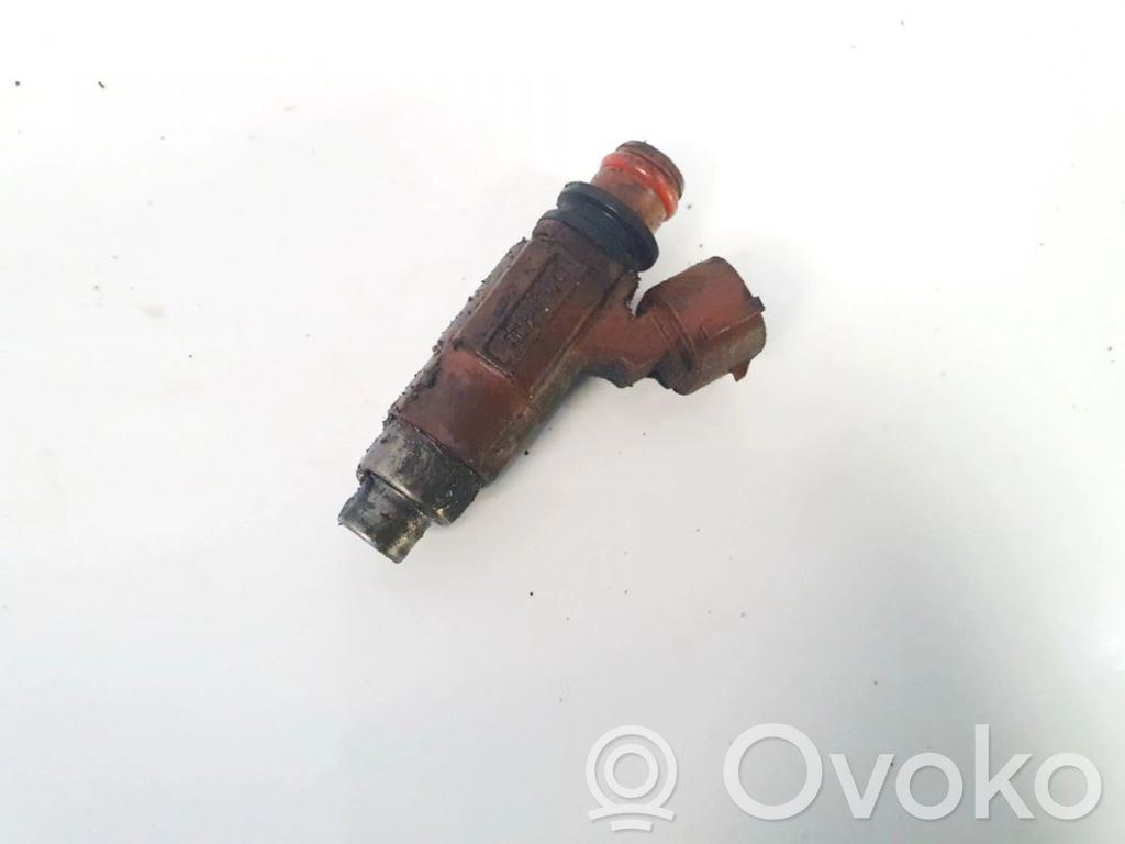 Mazda Premacy Fuel injector 