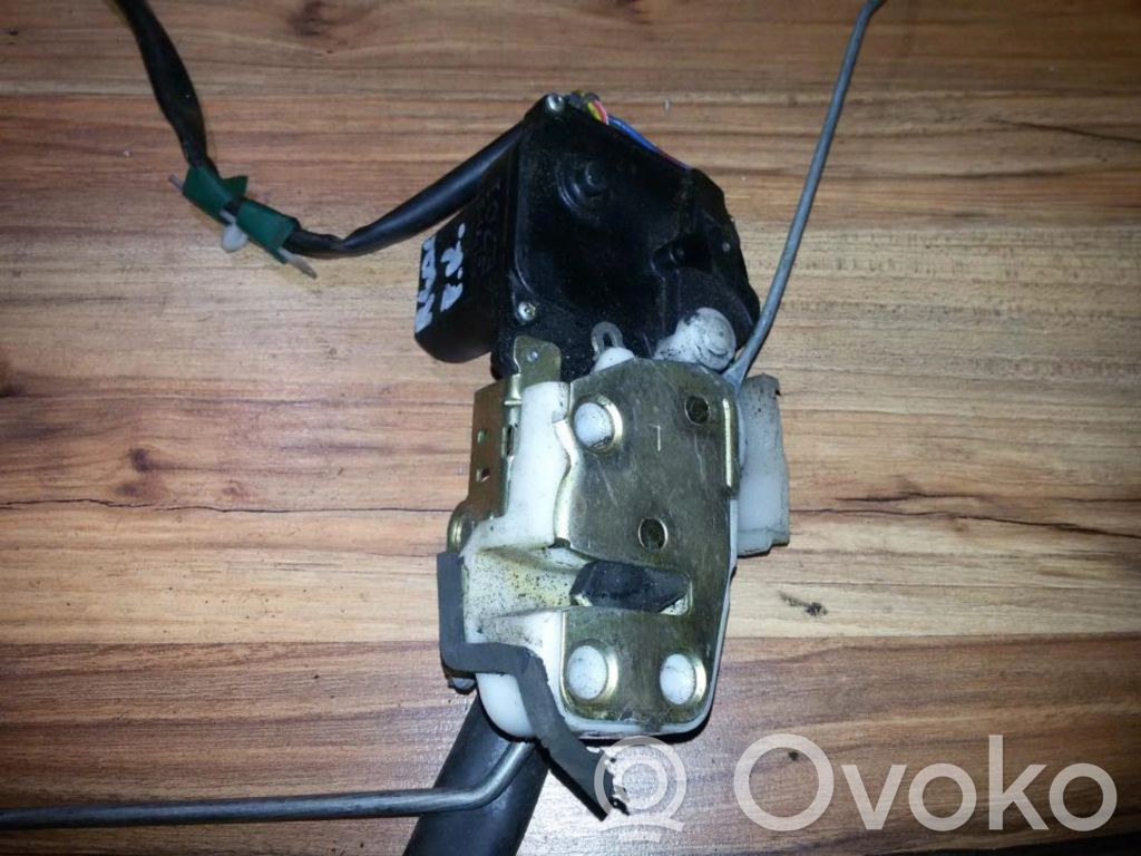 Rover 414 - 416 - 420 Serrure de porte avant 