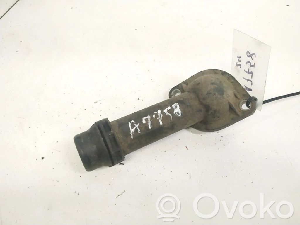 Volkswagen PASSAT B5 Tubo flessibile del liquido di raffreddamento del motore