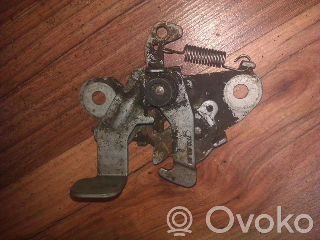 Renault 19 Serrure de capot 
