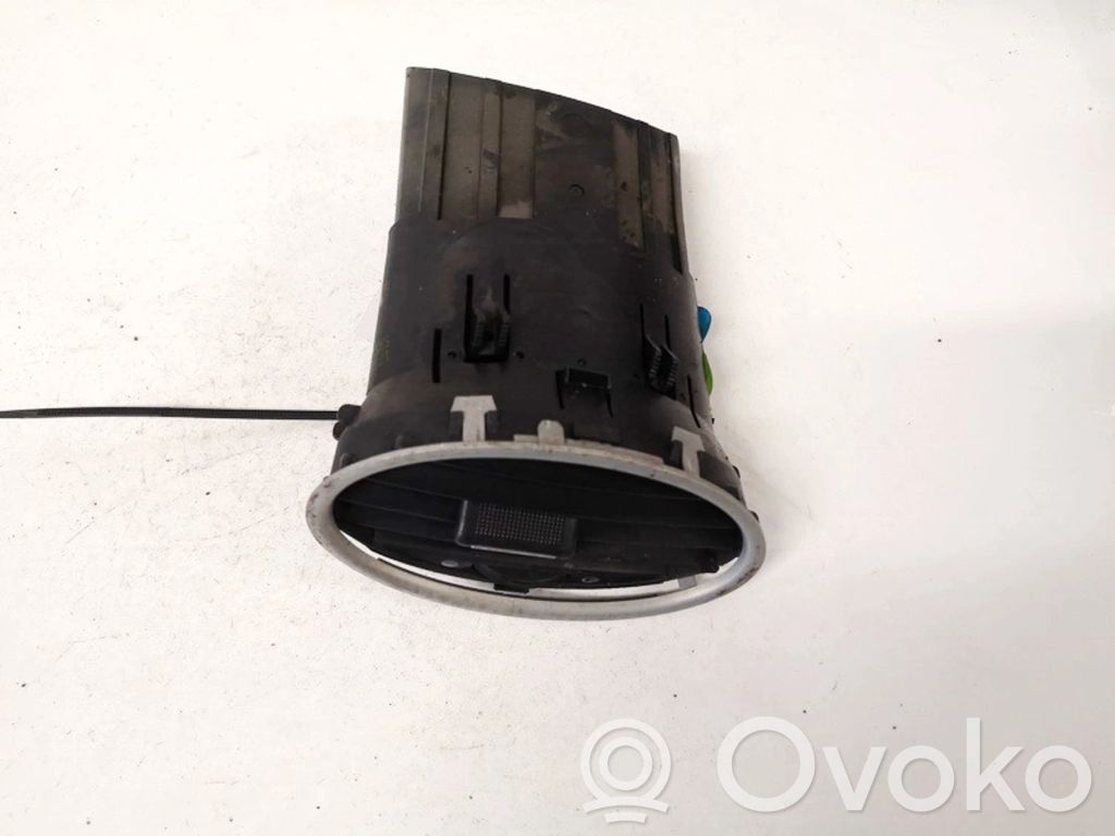 Ford Focus Rejilla de ventilación central del panel 