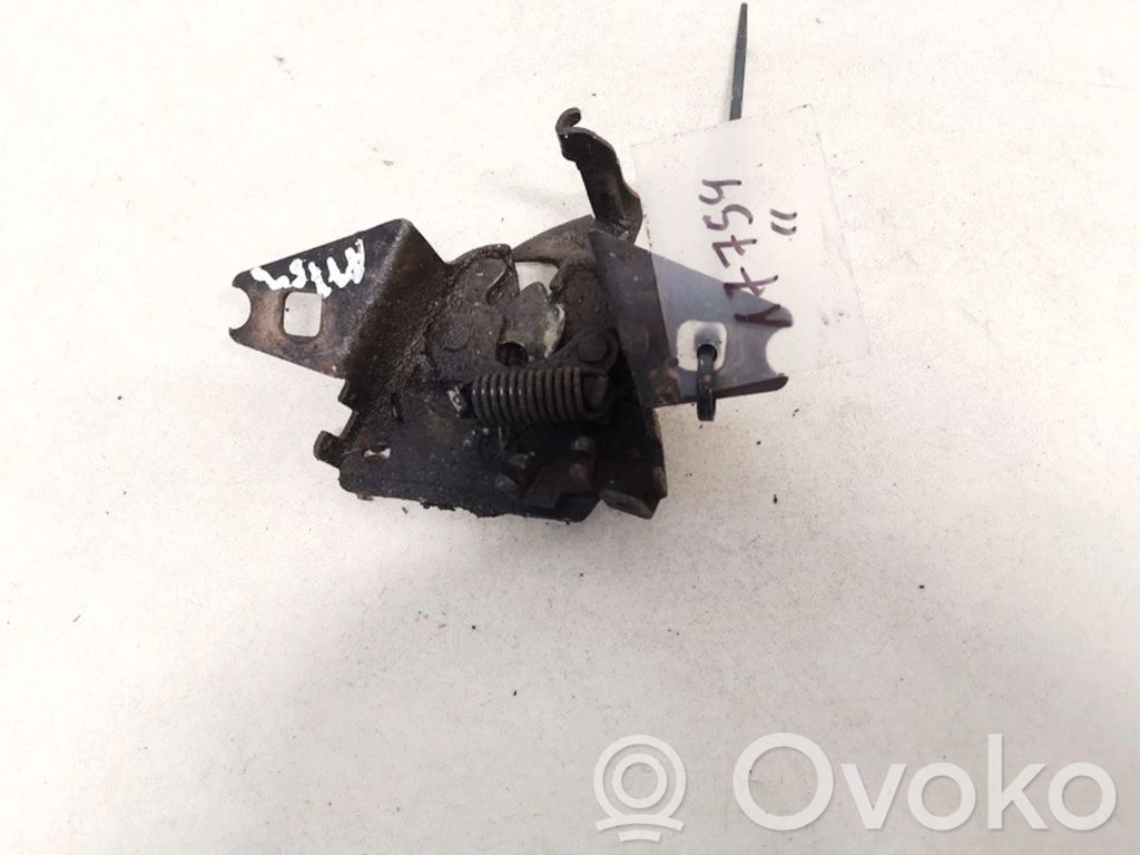 Volkswagen PASSAT B4 Chiusura/serratura vano motore/cofano