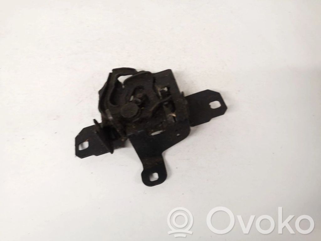 Volkswagen Golf IV Serrure de capot