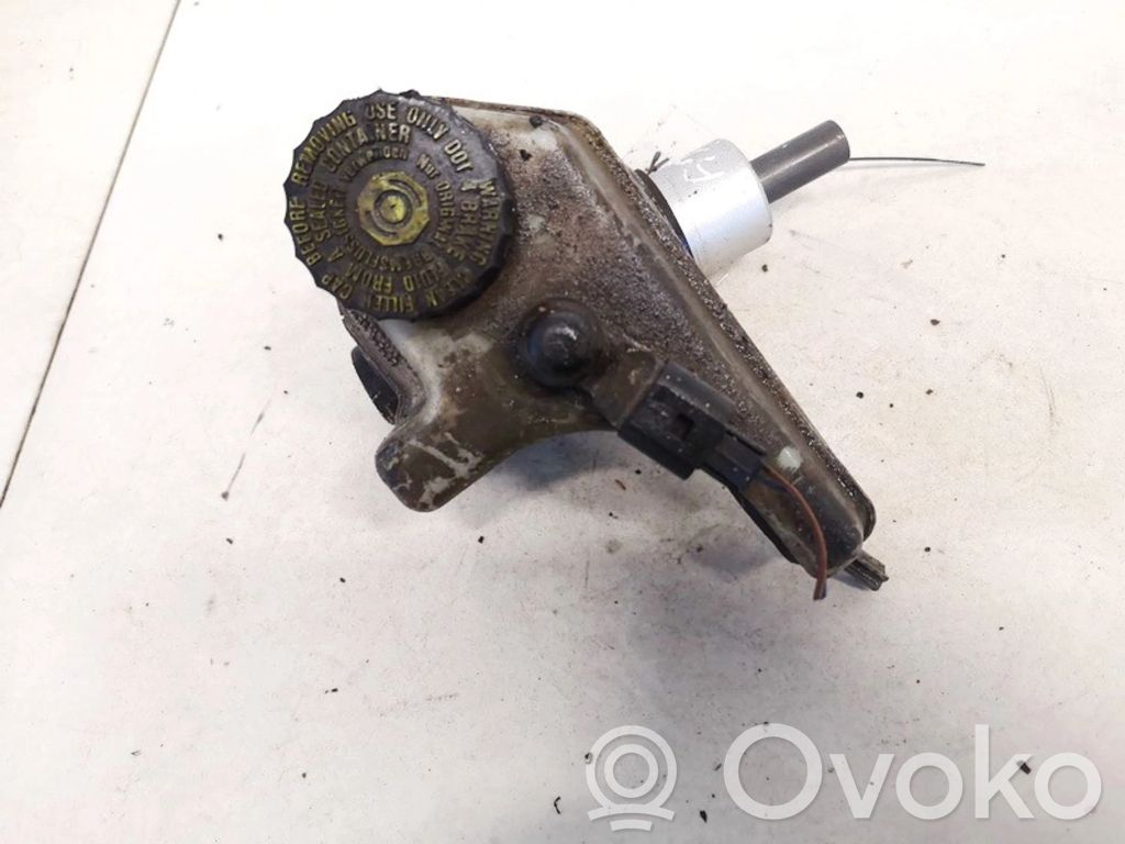 Volkswagen PASSAT B4 Serbatoio di compensazione del liquido del freno