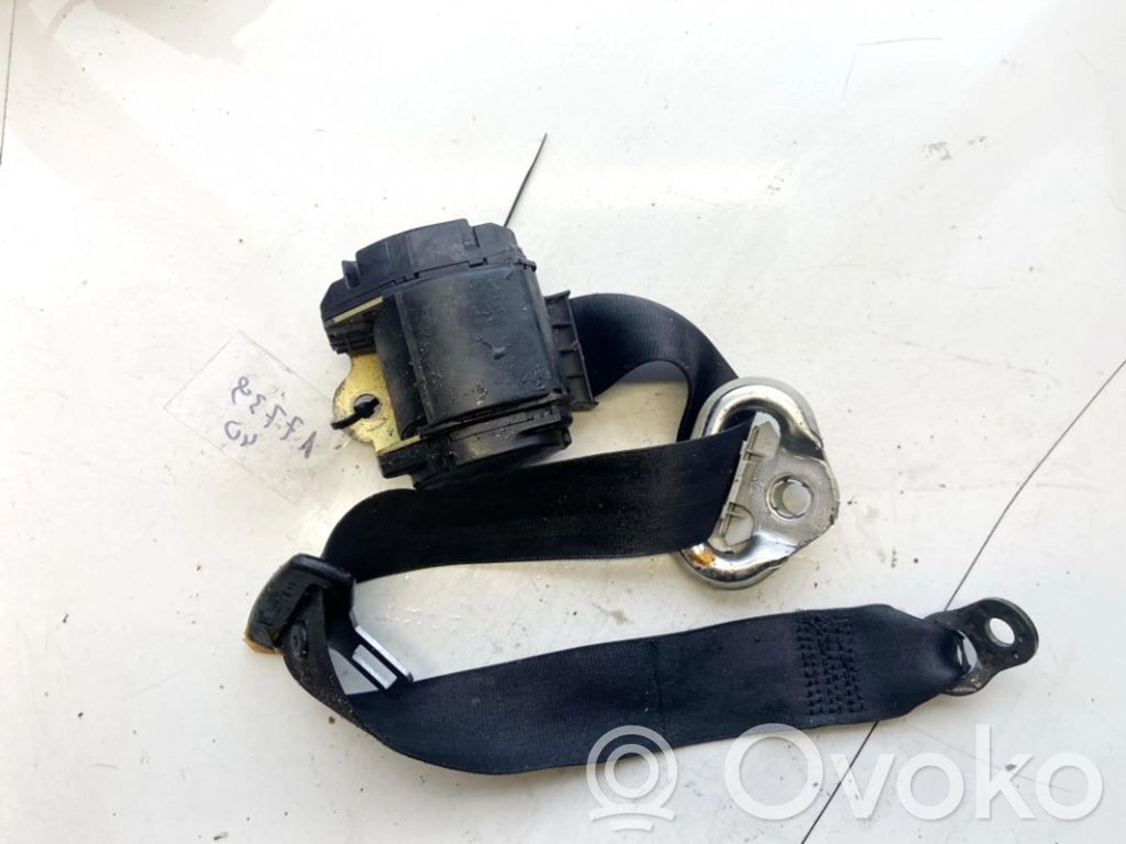 Volkswagen Golf IV Front seatbelt 