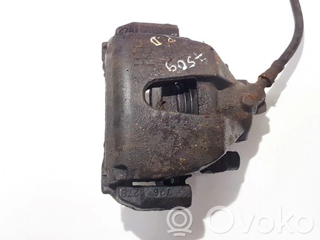 Caliper de freno delantero   814,814