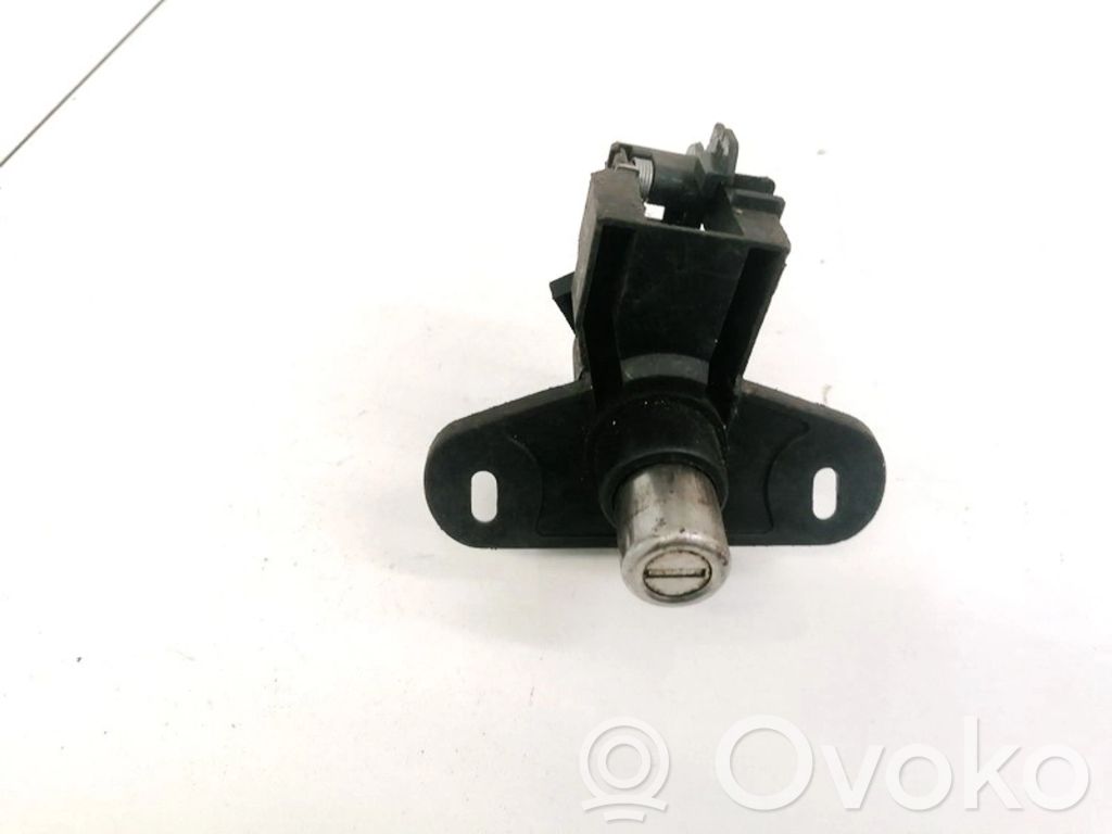 Opel Astra F Serrure de hayon 
