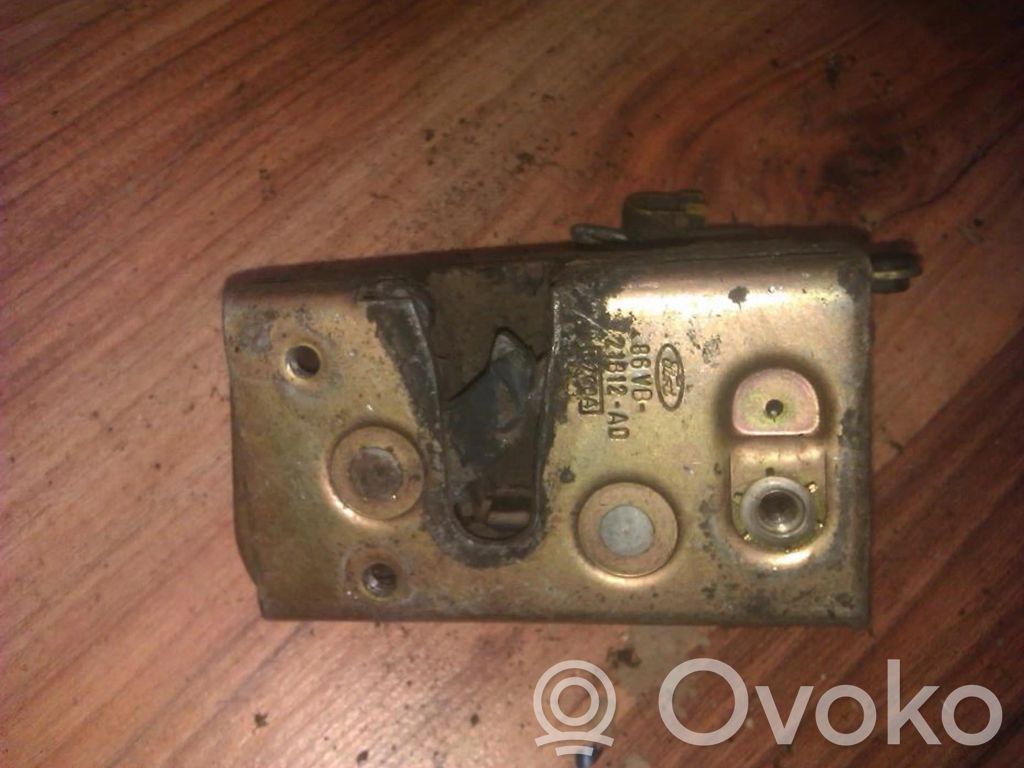 Cerradura de puerta delantera   86VBV21812AD,86VBV21812AD