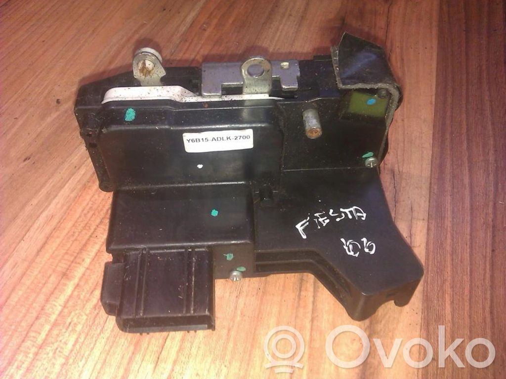 Ford Fiesta Serratura portiera anteriore 