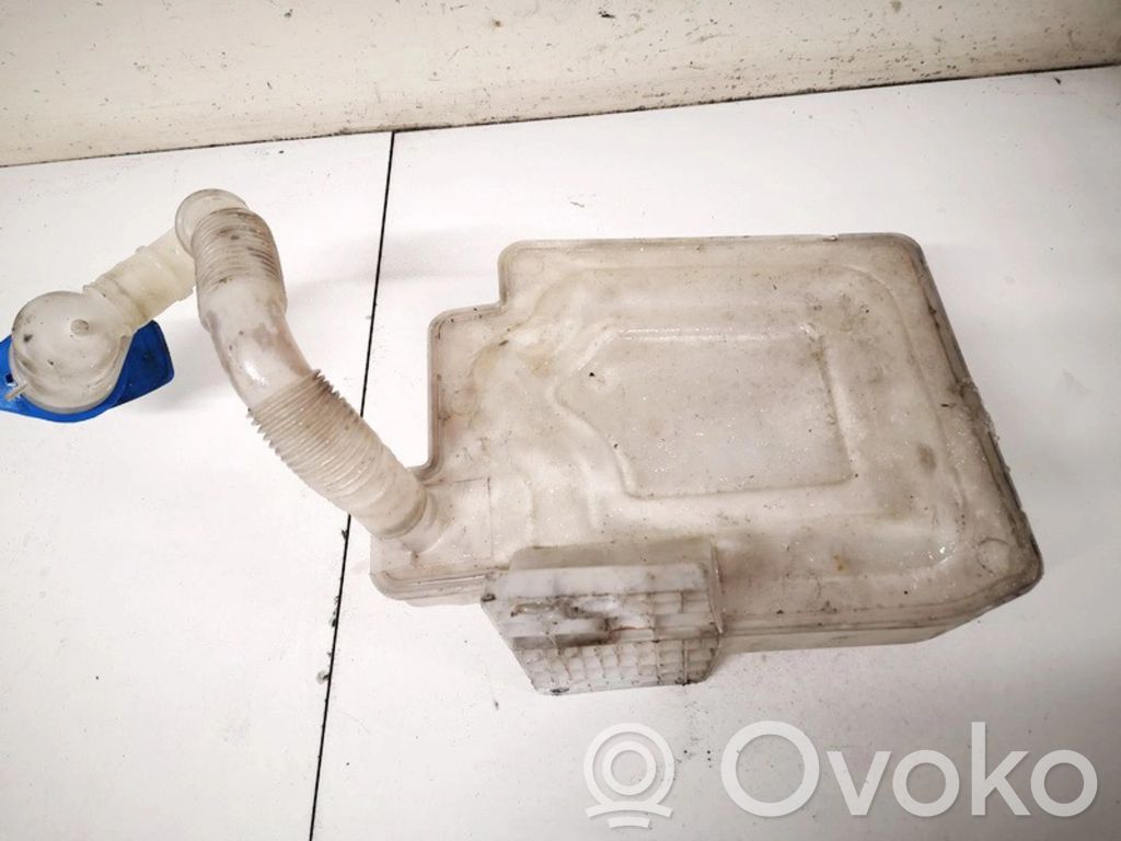 Volkswagen Golf V Réservoir de liquide lave-glace