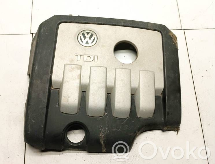 Volkswagen PASSAT B6 Copri motore (rivestimento)