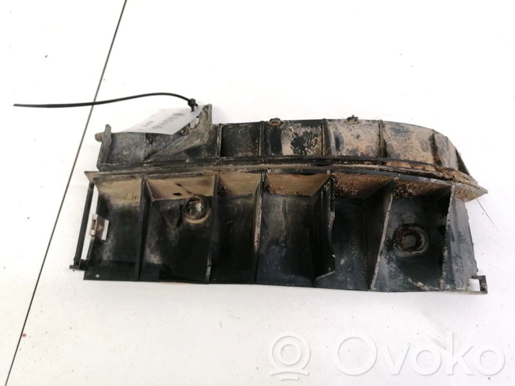 Audi A3 S3 8L Staffa di rinforzo montaggio del paraurti posteriore 
