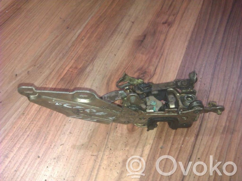 Opel Vectra A Etuoven lukko 