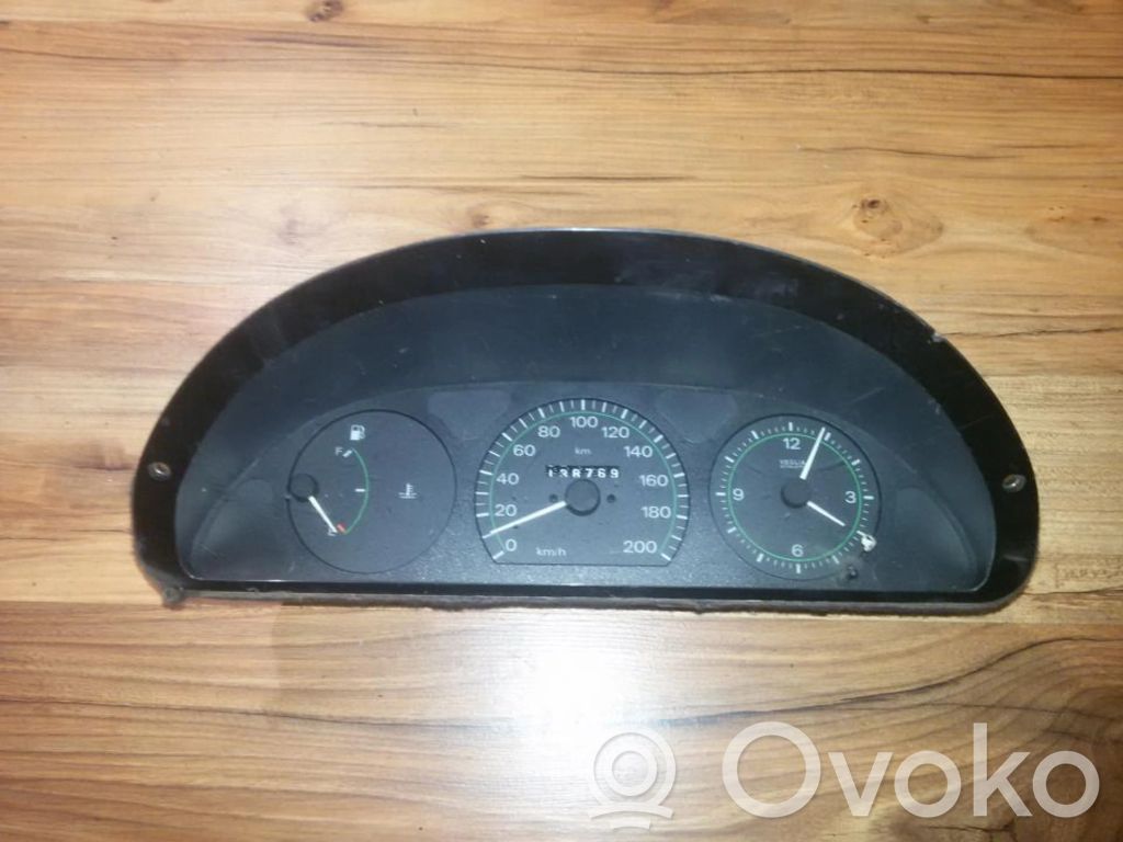 Fiat Punto (176) Velocímetro (tablero de instrumentos) 