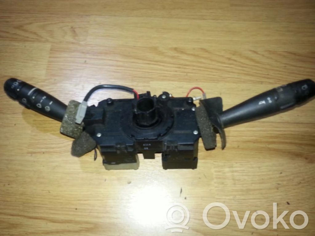 Renault Laguna I Leva/interruttore dell’indicatore di direzione e tergicristallo 
