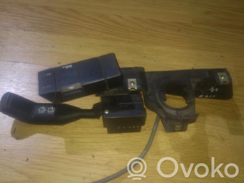 Renault Clio I Palanca de control del limpiaparabrisas 