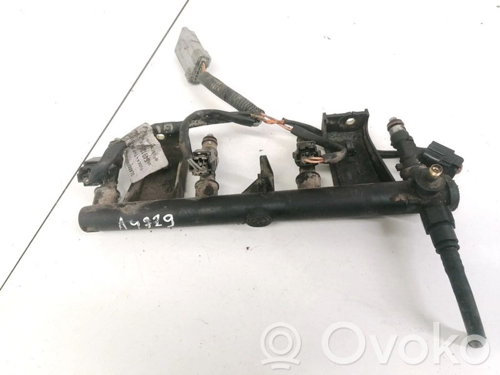 Citroen C4 I Tubo principal de alimentación del combustible 