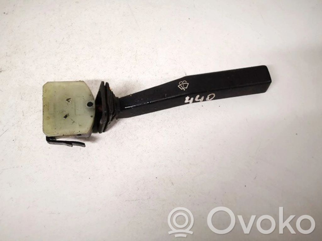 Volvo 440 Valytuvų rankenėlė 