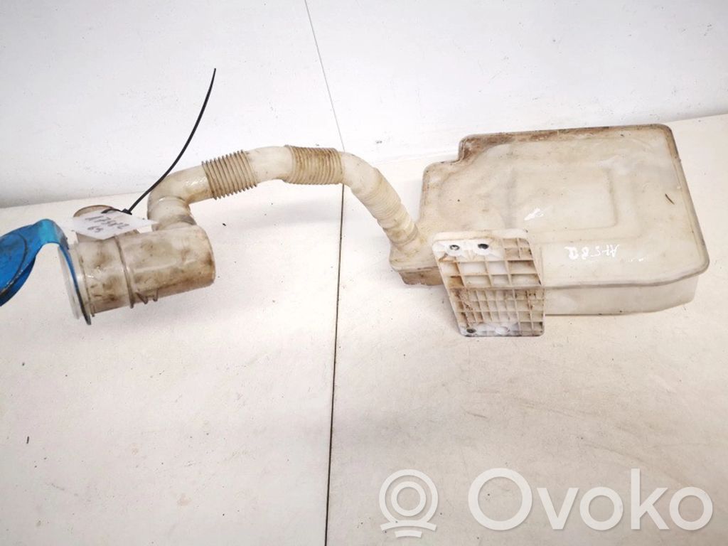 Volkswagen Golf V Réservoir de liquide lave-glace