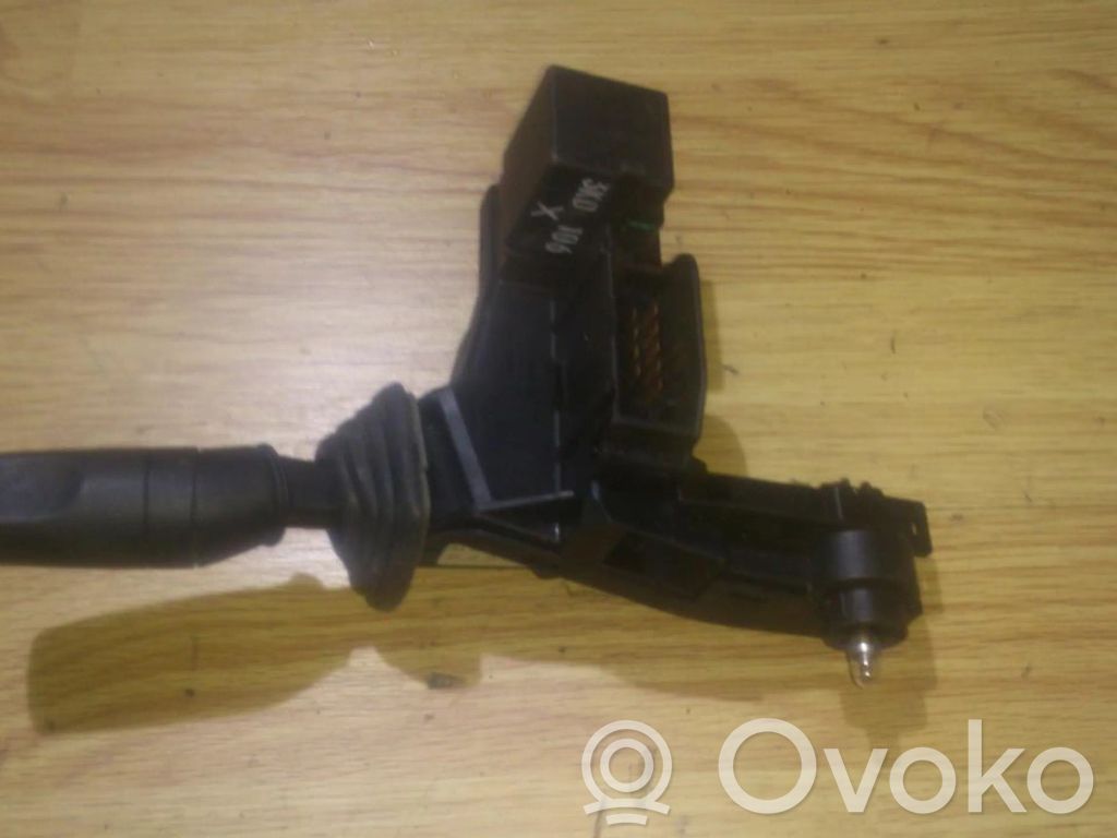 Ford Mondeo MK I Leva indicatori