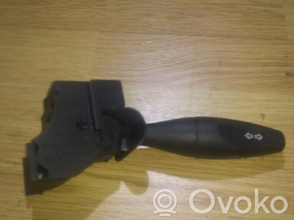 Ford Mondeo Mk III Leva indicatori