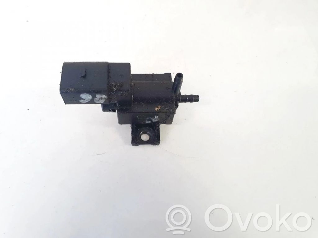 Volkswagen PASSAT B6 Solenoid supapă turbosuflantă 