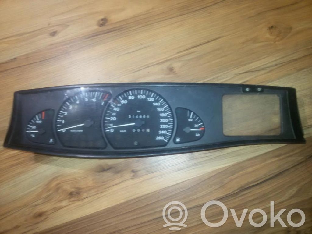 Opel Omega B1 Nopeusmittari (mittaristo) 